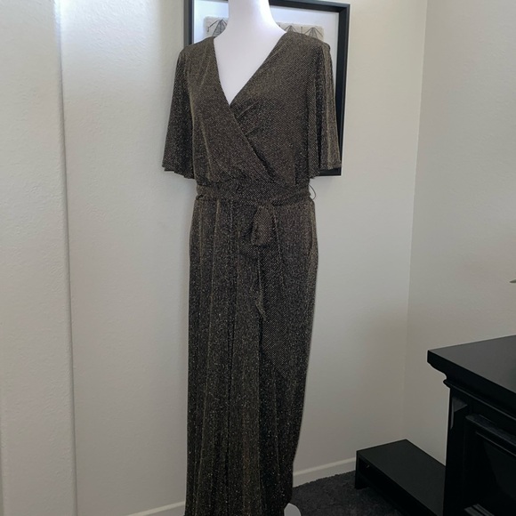 Torrid jumpsuit size 00 - Picture 4 of 13